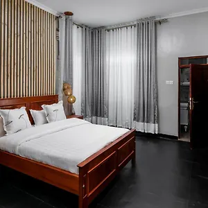 Hummingbird Camp Bed & Breakfast Entebbe