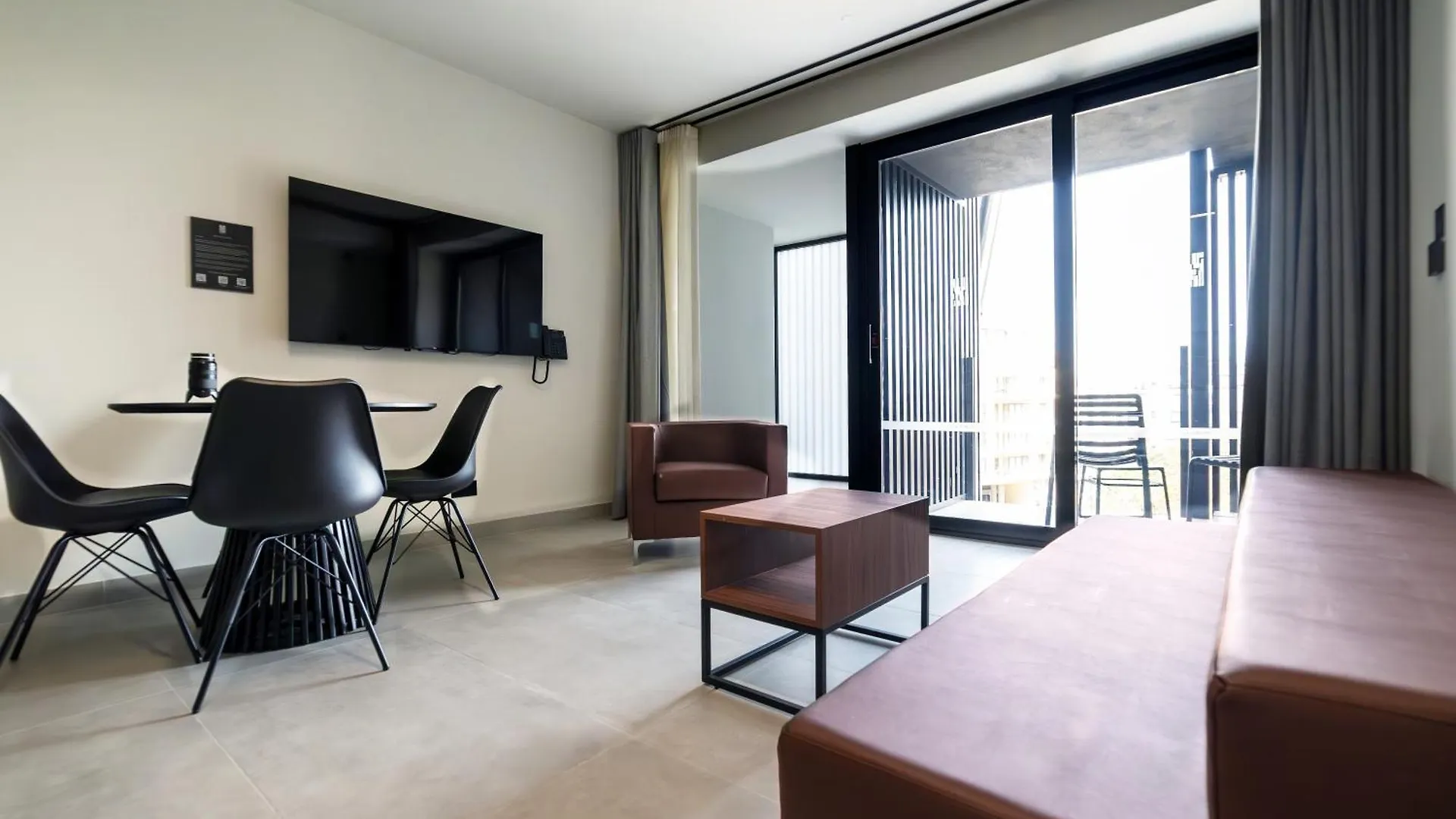 Onyx Hotel St. Julian's 3*,
